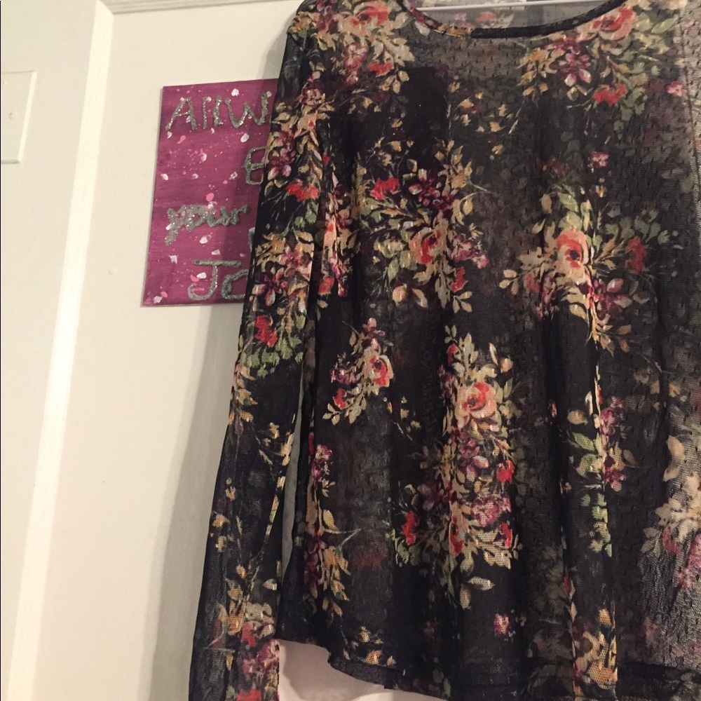 Floral top